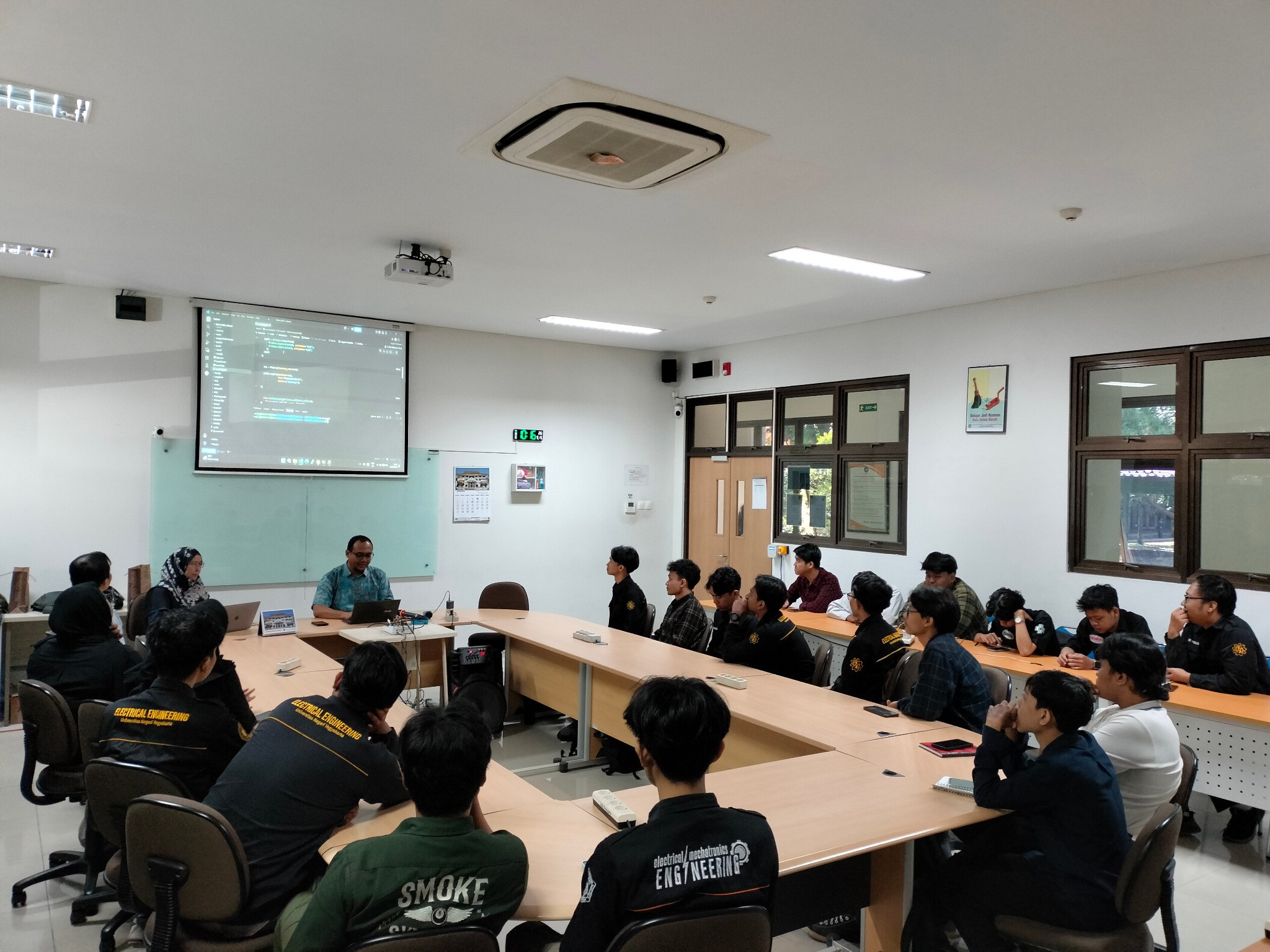 FT UNY Hadirkan Tujuh Visiting Lecturer dari Dua Perguruan Tinggi Malaysia