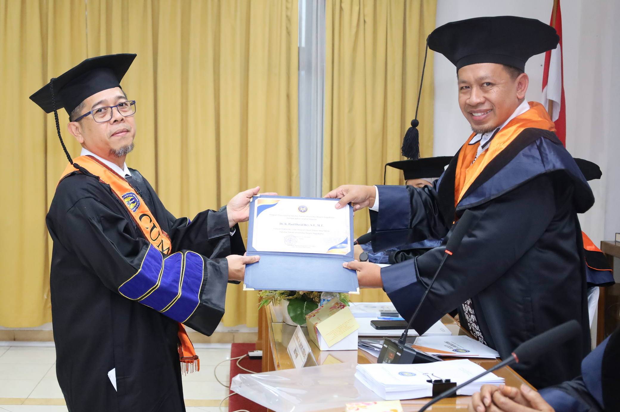 Fakultas Teknik UNY Luluskan Dr. Paul David Rey Melalui Sidang Promosi Terbuka
