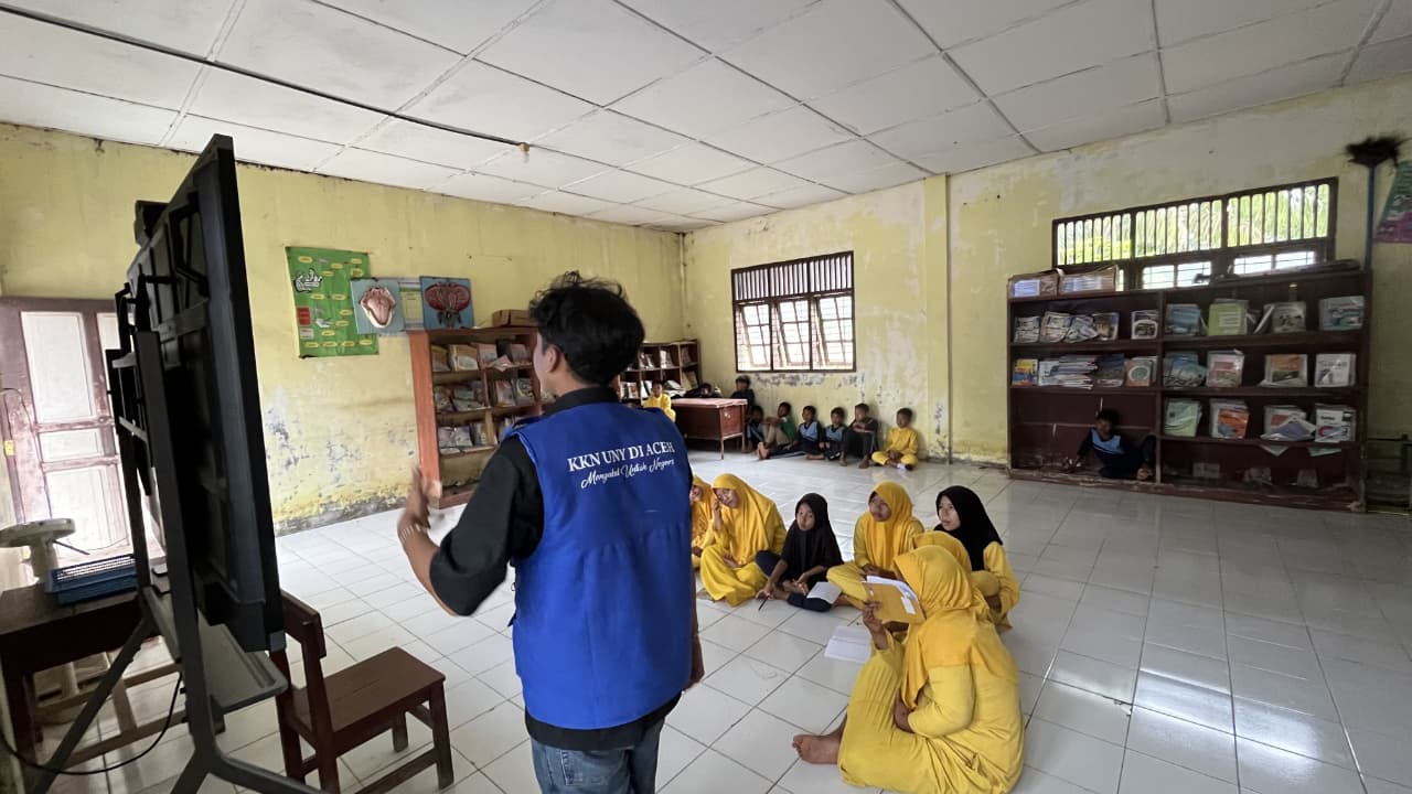 Sosialisasi Bahaya Listrik Saat Banjir untuk Siswa SD Negeri Marlempang Aceh Tamiang