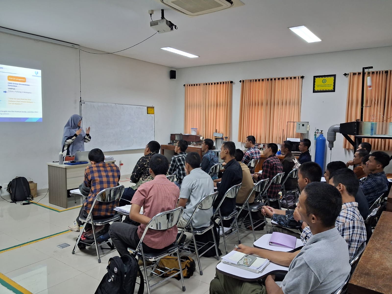 FT UNY Hadirkan Tujuh Visiting Lecturer dari Dua Perguruan Tinggi Malaysia
