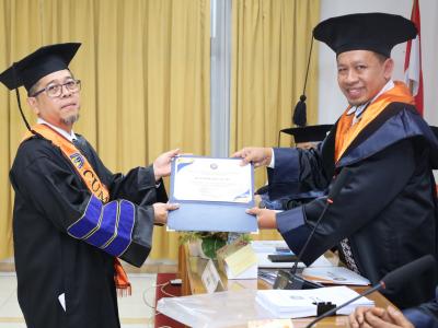 Fakultas Teknik UNY Luluskan Dr. Paul David Rey Melalui Sidang Promosi Terbuka