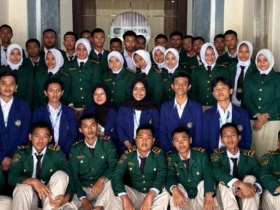 Mahasiswa UNY Melaksanakan Edukasi Keselamatan dan Kesehatan Kerja (K3) pada Peserta Didik Kelas X Teknik Elektronika Industri SMK Negeri 3 Yogyakarta