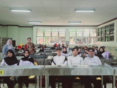 Kuliah Motivasi: Mahasiswa Pendidikan Tata Boga Didorong Optimalkan Prospek Usaha Kuliner