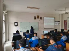 : pendampingan siswa kelas XII dalam persiapan PKL.