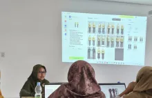 Dosen Program Studi Pendidikan Tata Busana FT UNY Latih Guru SMK se-DIY Rancang Busana Digital Berbasis AI